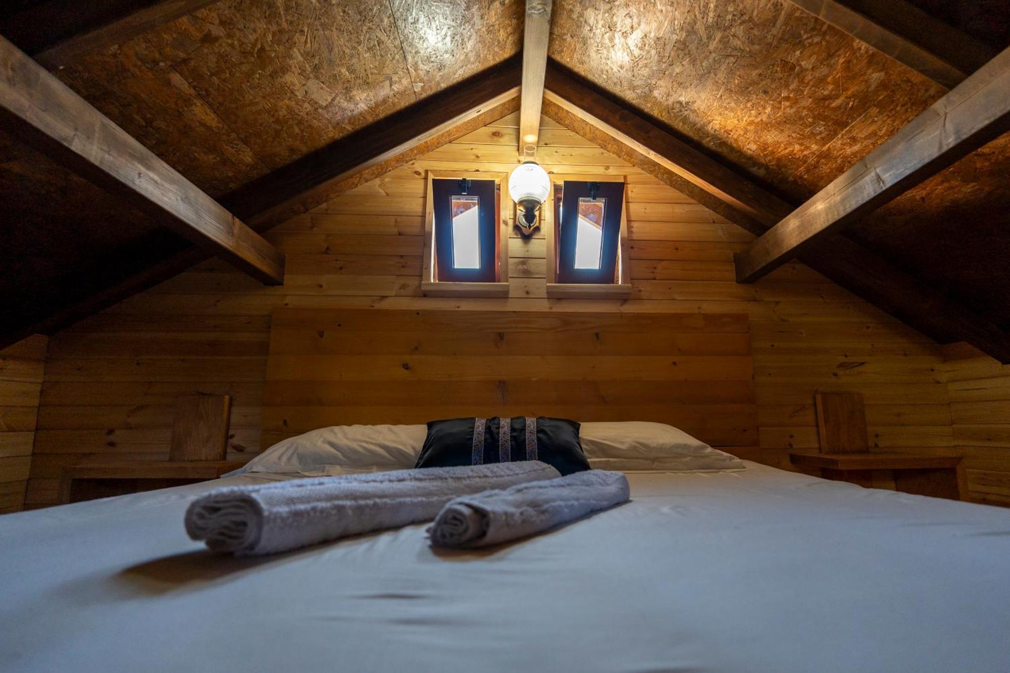 Guesthouse Veni I Gjyshit Nderlysaj Exteriér fotografie